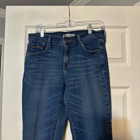 Levi’s Women’s 505 Straight Leg Denim Jeans - Picture 2 of 14